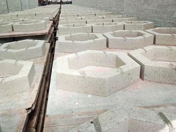 �����ӱ�����������