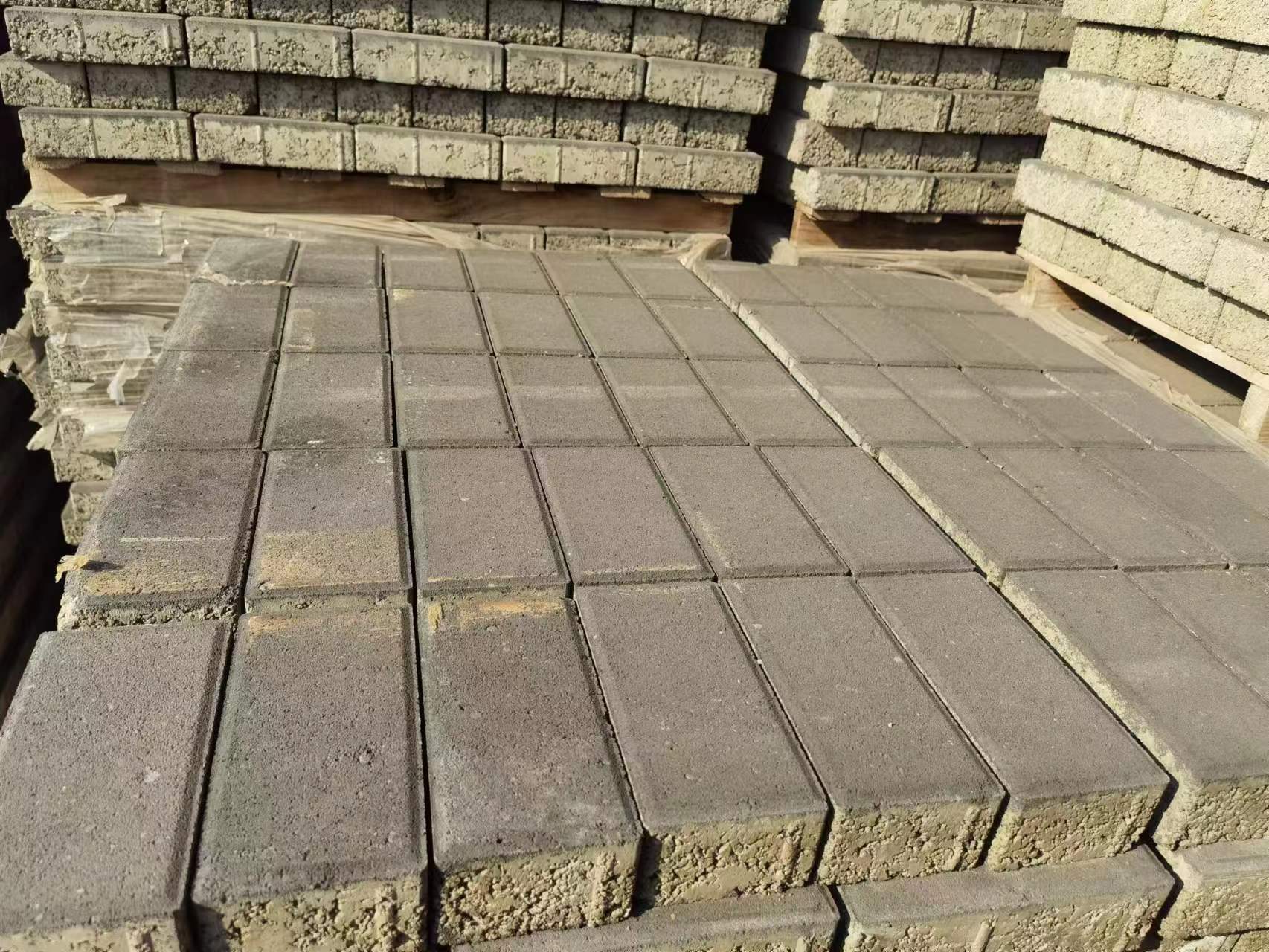 �������ש