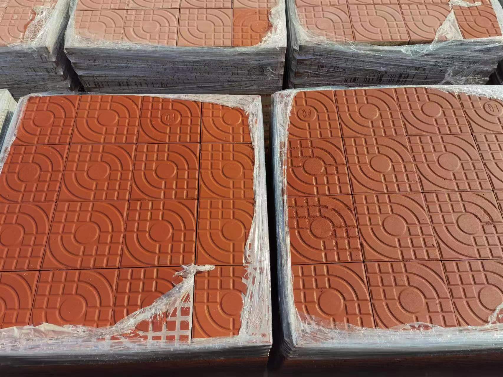 �������ש